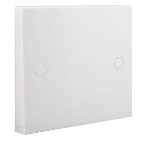 British General 900 Series 20A Unswitched Flex Outlet Plate White 2 British General 900 Series 20A Unswitched Flex Outlet Plate White - Image 2