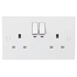 Knightsbridge SN9KW 13A 2-Gang SP Switched Smart Socket White