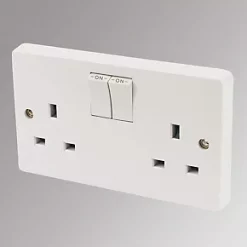 Crabtree Capital 13A 2-Gang DP Switched Plug Socket White