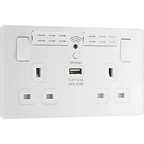 British General Evolve 13A 2-Gang SP Switched Double Socket With WiFi Extender + 2.1A 1-Outlet Type A USB Charger White with White Inserts 2 British General Evolve 13A 2-Gang SP Switched Double Socket With WiFi Extender + 2.1A 1-Outlet Type A USB Charger White with White Inserts - Image 2