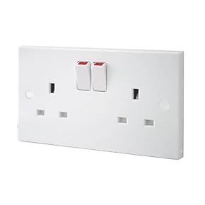 British General 900 Series 13A 2-Gang SP Switched Plug Socket White 1 British General 900 Series 13A 2-Gang SP Switched Plug Socket White