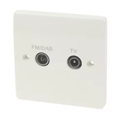 MK Logic Plus 1-Gang Duplex Multimedia Socket White