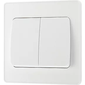 British General Evolve 20 A 16AX 2-Gang 2-Way Wide Rocker Light Switch Pearlescent White with White Inserts 4 British General Evolve 20 A 16AX 2-Gang 2-Way Wide Rocker Light Switch Pearlescent White with White Inserts - Image 4