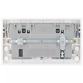 British General 900 Series 13A 2-Gang SP Switched Socket + 3A 2-Outlet Type A & C USB Charger White 5 British General 900 Series 13A 2-Gang SP Switched Socket + 3A 2-Outlet Type A & C USB Charger White - Image 5