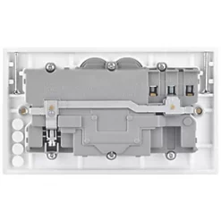 British General 900 Series 13A 2-Gang SP Switched Smart Socket White -White Switches & Sockets Sales Store 827GV A3