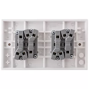 British General 900 Series 10AX 4-Gang 2-Way Light Switch White 3 British General 900 Series 10AX 4-Gang 2-Way Light Switch White - Image 3