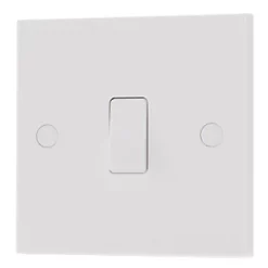 British General 900 Series 10AX 1-Gang Intermediate Switch White