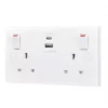 British General 900 Series 13A 2-Gang SP Switched Socket + 4.2A 2-Outlet Type A & C USB Charger White